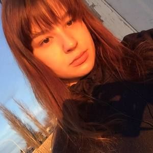 Meet your Posher, Rebbecca